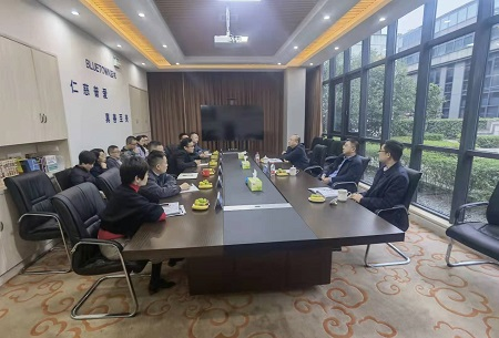 买球体育(中国)官方网站总裁刘志刚带队赴发展春华买球体育(中国)官方网站开展调研